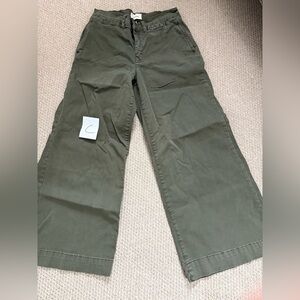 Frame Denim Women’s Wide Leg Sage Green Khaki Trousers